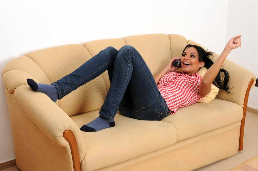 Late-night texting affects sleep, grades