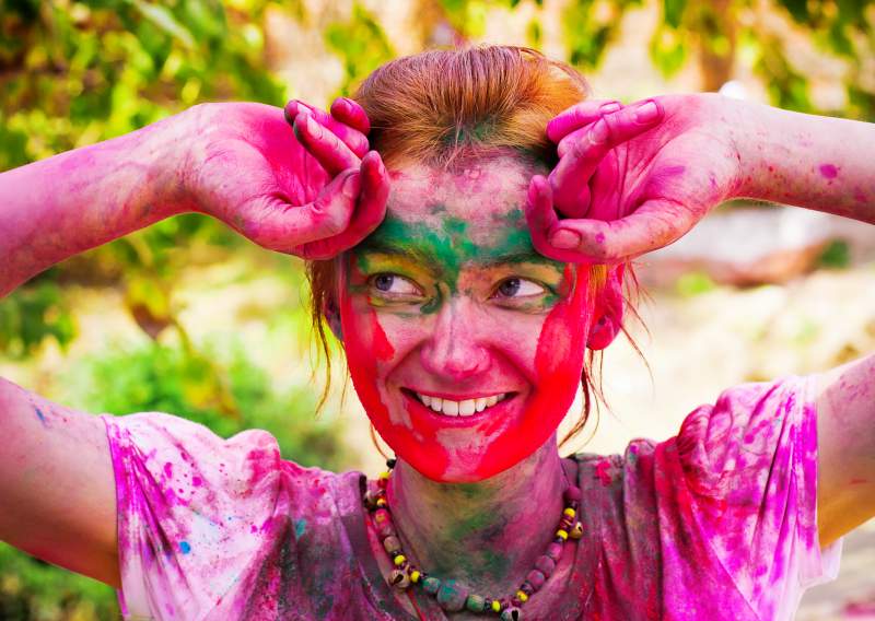 How to take care of your hair and skin after Holi